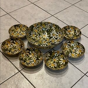 Vintage Mid Century modern daisy bowl set